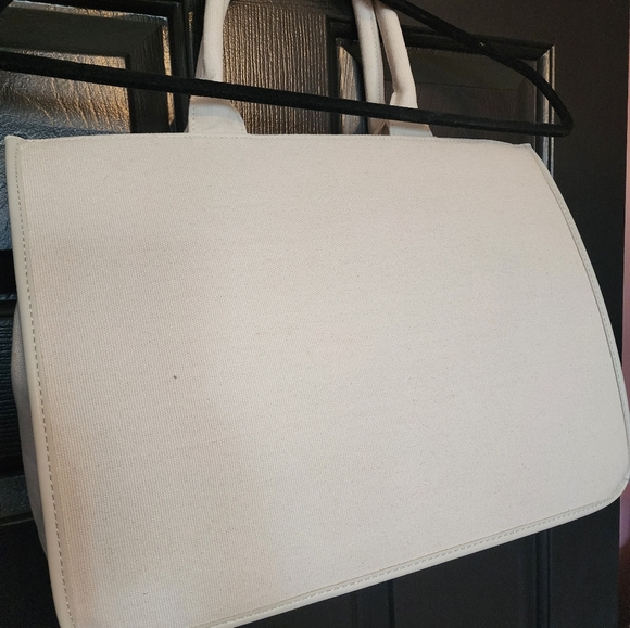 Vintage Havana Bag. NWT, white - Picture 3 of 3